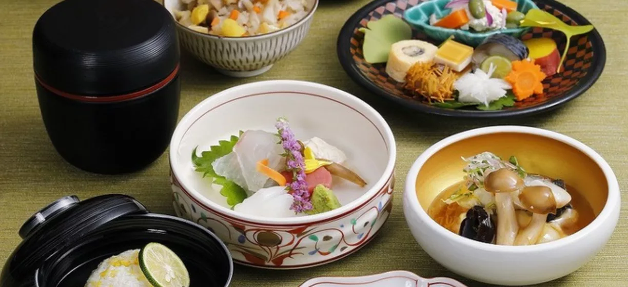 京懐石 美濃吉 横浜ランドマークプラザ店